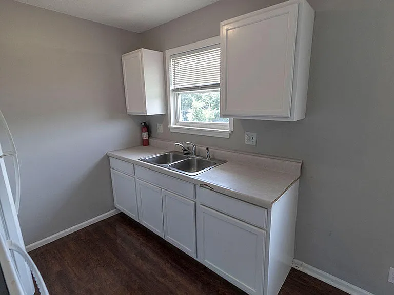 7217 N Moberly Dr #B — Photo 9