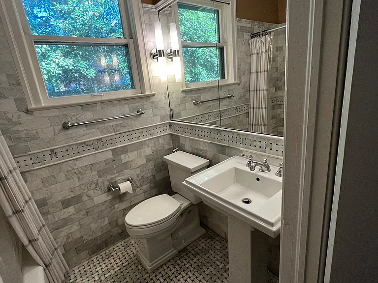 1005 NW 13th Ave — Photo 28