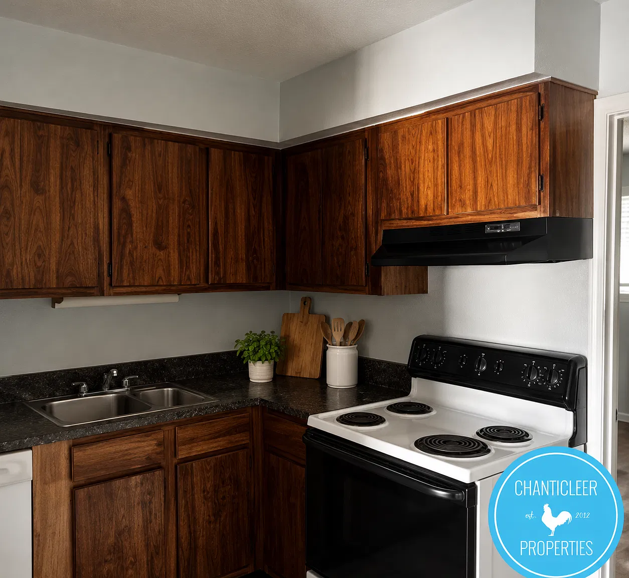 1502 Chapel Hill Rd — Photo 3