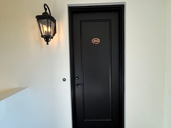 5th image of 1561 E Main St #203