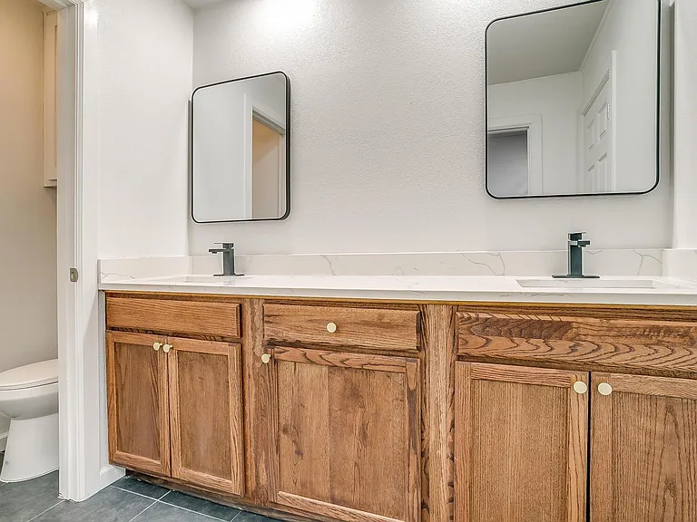 4107 Shamrock Dr — Photo 30