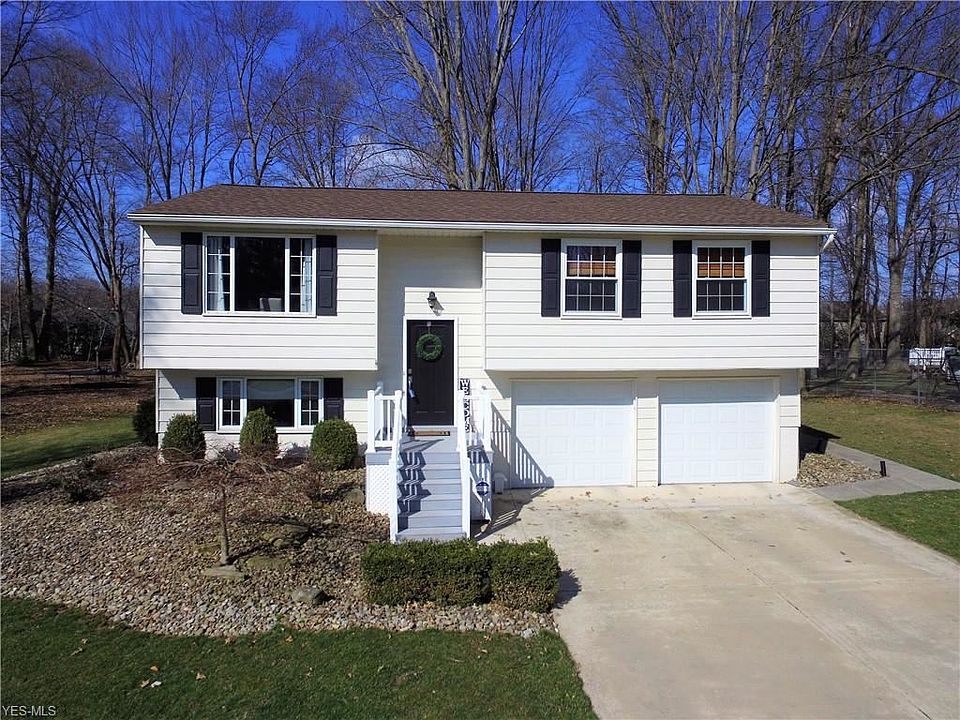 1st image of 524 Laurelwood Dr SE