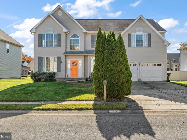 123 Hannum Dr, Bear, DE 19701