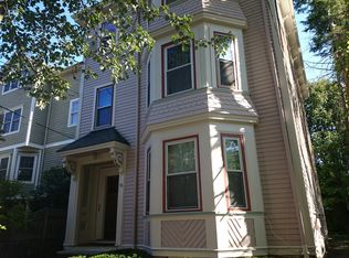 96 Chestnut St #3, Brookline, MA 02445