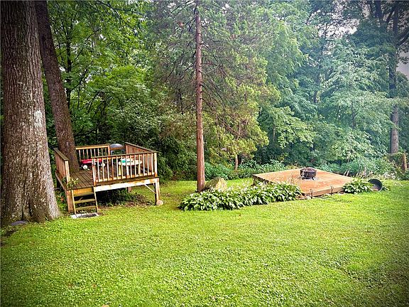 2nd image of 3360 Woodlea Rd