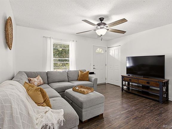 4th image of 9775 Fillmore Street
