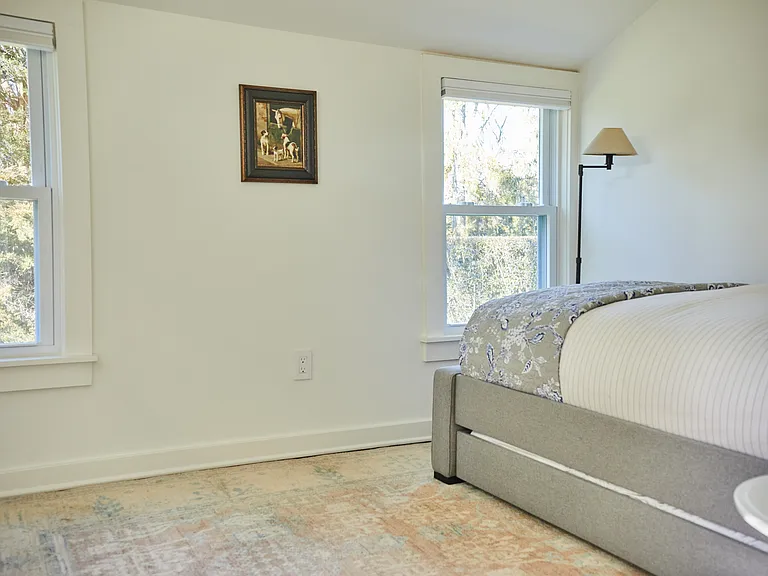 202 Pantigo Rd — Photo 19