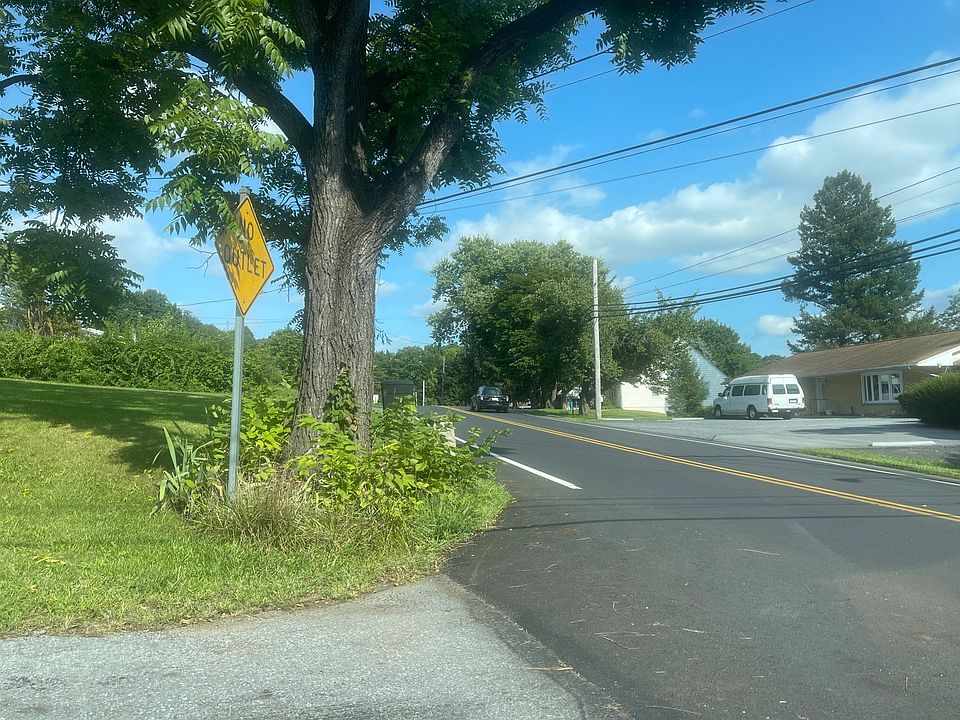 2nd image of 5610 Plain View Rd