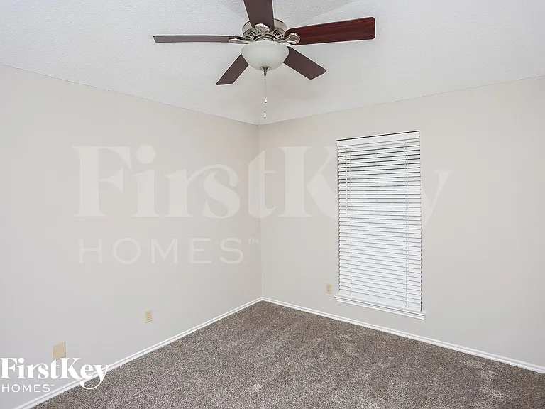 928 Micarta Dr — Photo 13