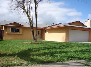 307 N Santa Ana St, Los Banos, CA 93635