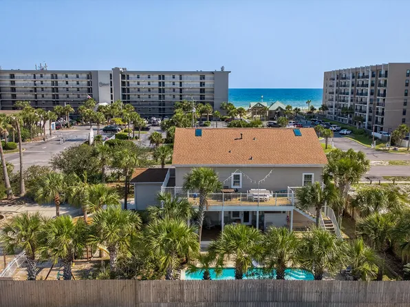 631 Pelican Dr, Fort Walton Beach, FL 32548