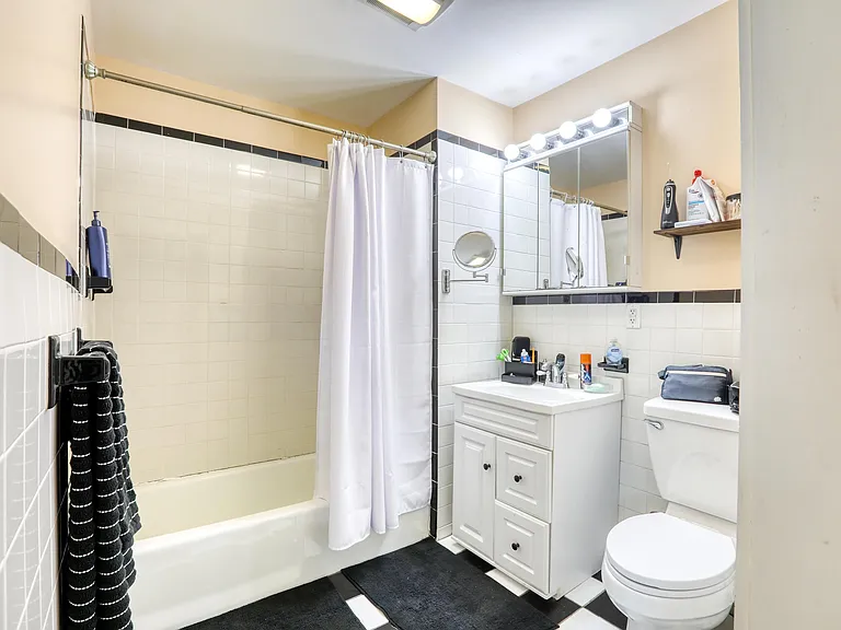 61 Baldwin St #2 — Photo 16