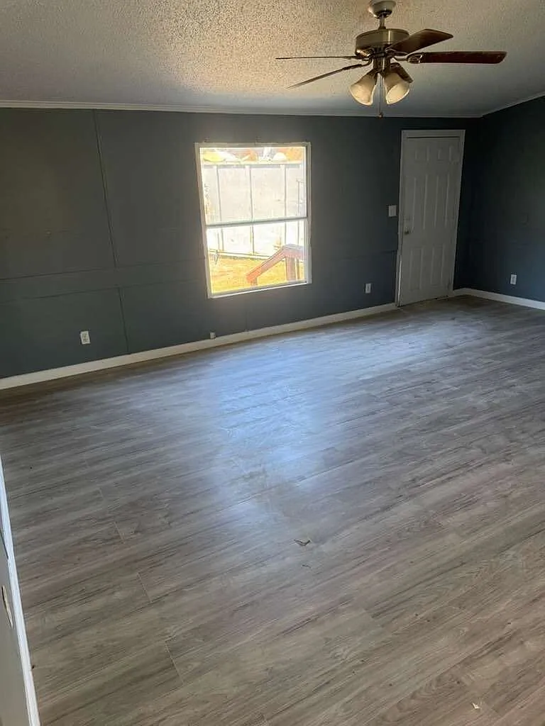 3 bed, 1330 sqft, $1,295 — Photo 4