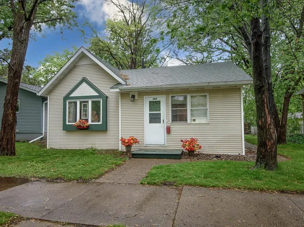 404 4th Ave NE, Saint Cloud, MN 56304