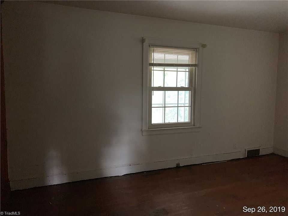 1st image of 5007 Eastwin Dr