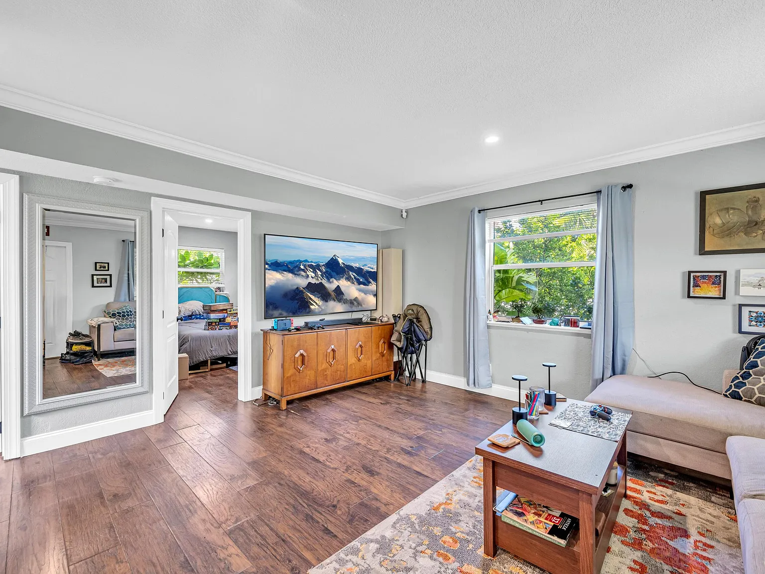 2 bed, 1.0 bath, 692 sqft, $1,750 — Photo 4
