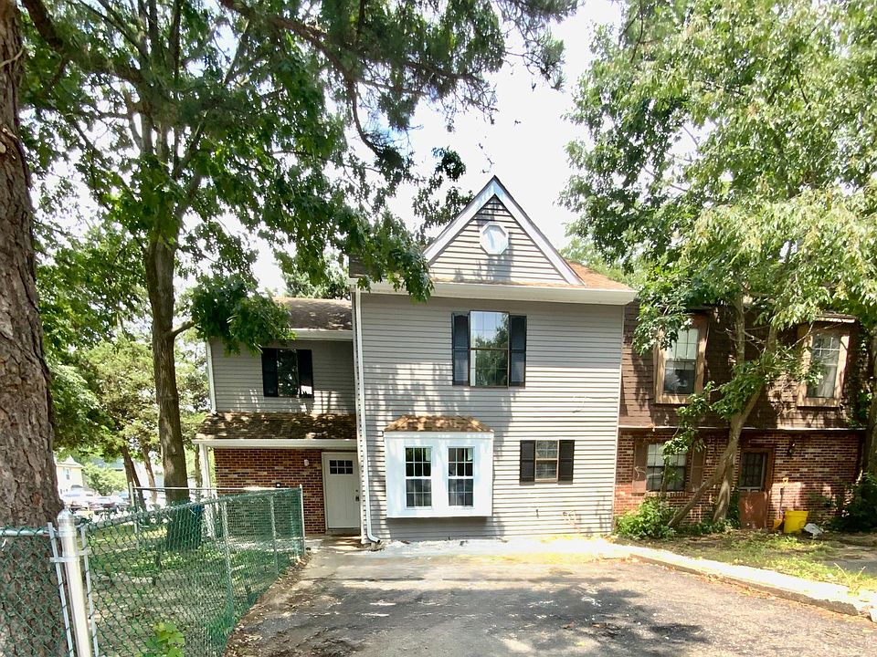 1st image of 19 Noble Rd