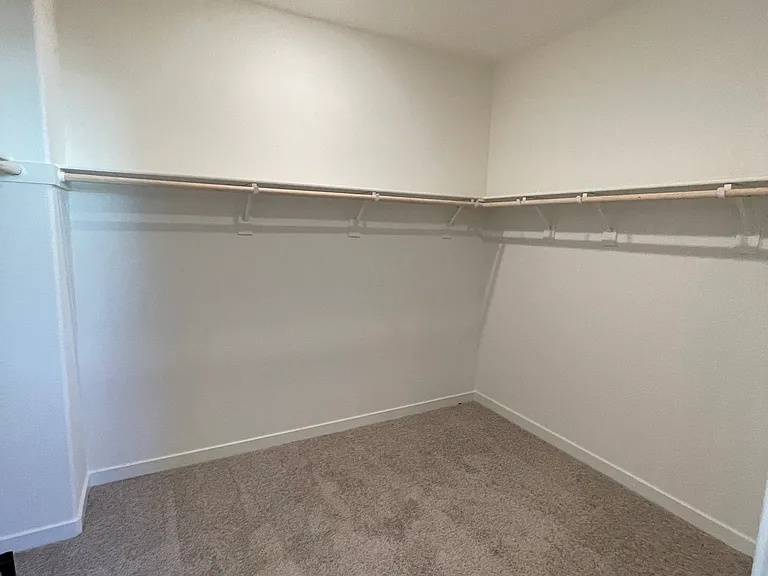 4743 Tilly Dr — Photo 15