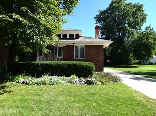 2028 Greengold St, Crest Hill, IL 60403