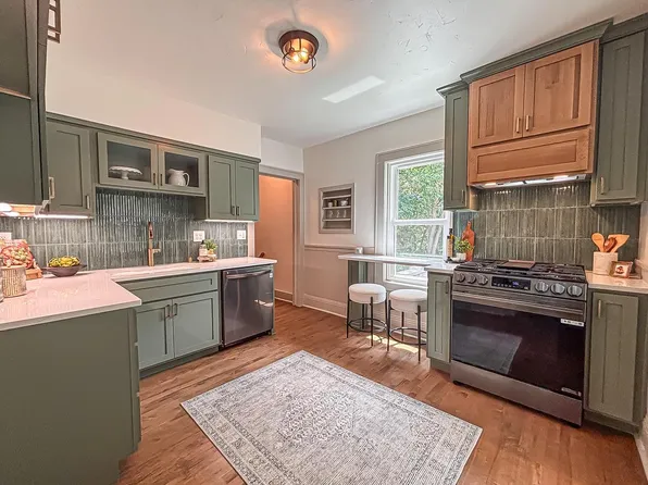 1743 E Bennett AVENUE, Milwaukee, WI 53207