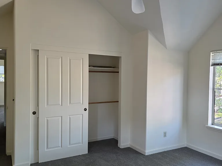 1734 Saint Andrews Ct — Photo 4