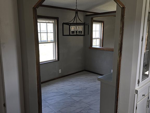 3rd image of 5 Hoover Rd
