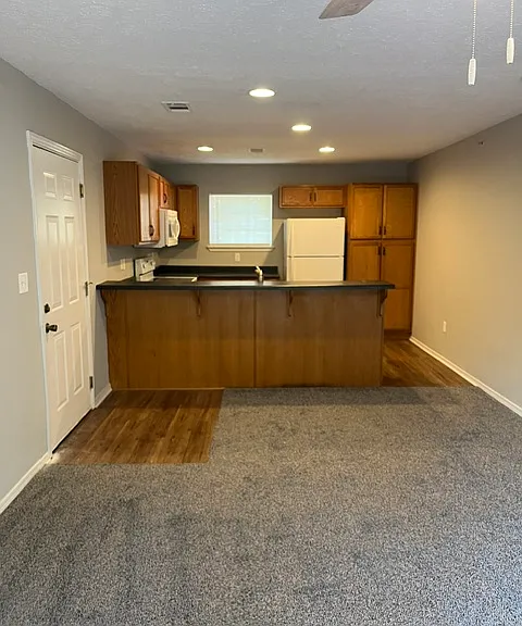 104 Garden Cir #3 — Photo 1