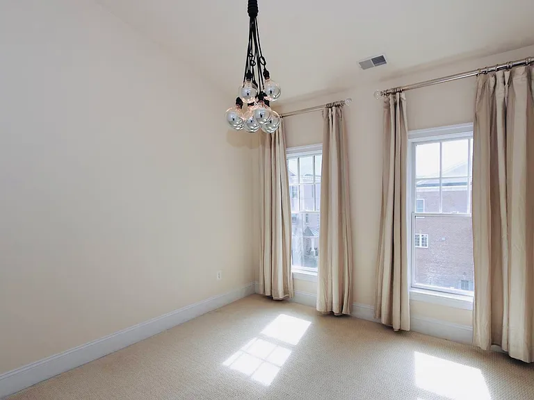 6758 Darrells Grant Pl — Photo 20