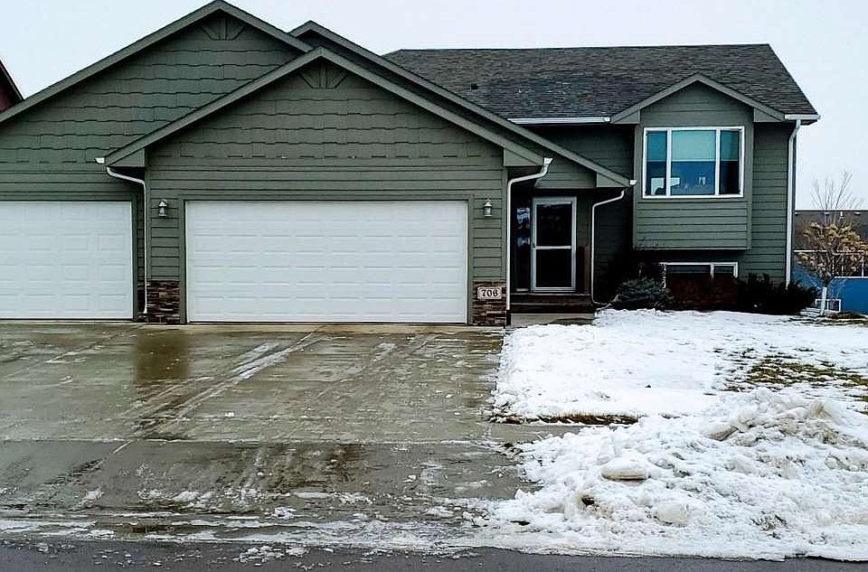 1st image of 706 Marie Dr