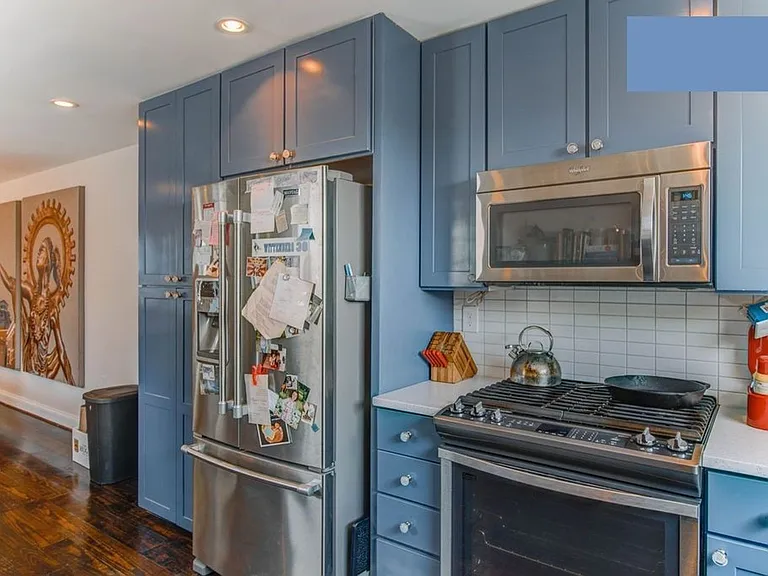2025 E Lombard St — Photo 14