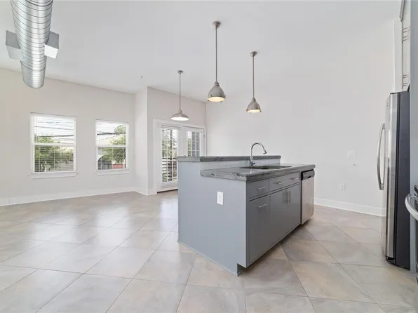 1011 Studemont St #109, Houston, TX 77007