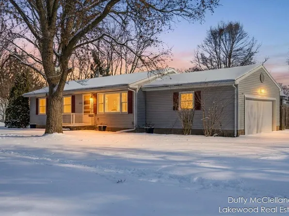 2302 Northwest Ave, Lansing, MI 48906