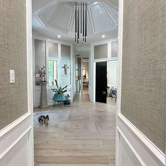 2300 SE Greenbriar Sq — Photo 10