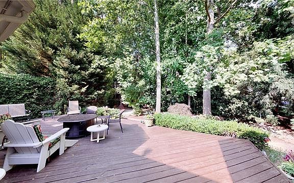 4th image of 19752 Hagen Knoll Dr