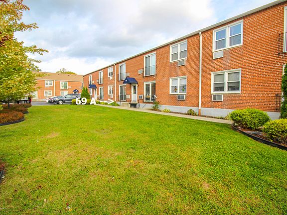 3rd image of 69 Vera St APT A