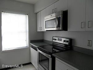 5th image of 112 E Colonial Ct