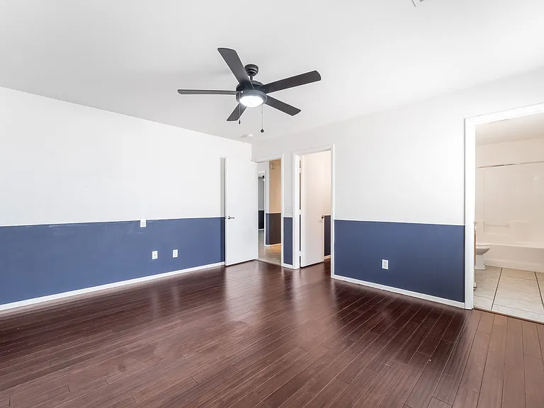 325 Silverado Pines Ave — Photo 8