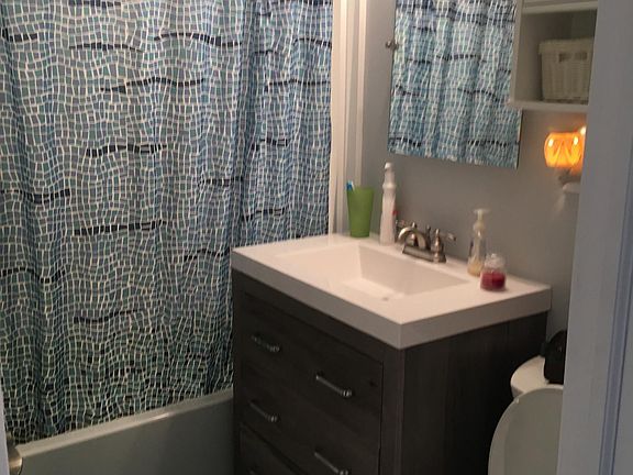 4th image of 1037 River Rd #2