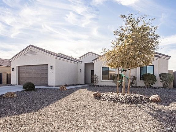 3rd image of 2192 E Couples Ln