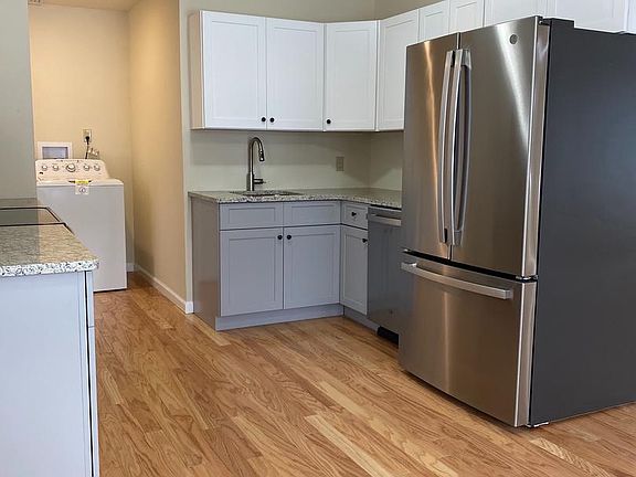 5th image of 1408 Meade St