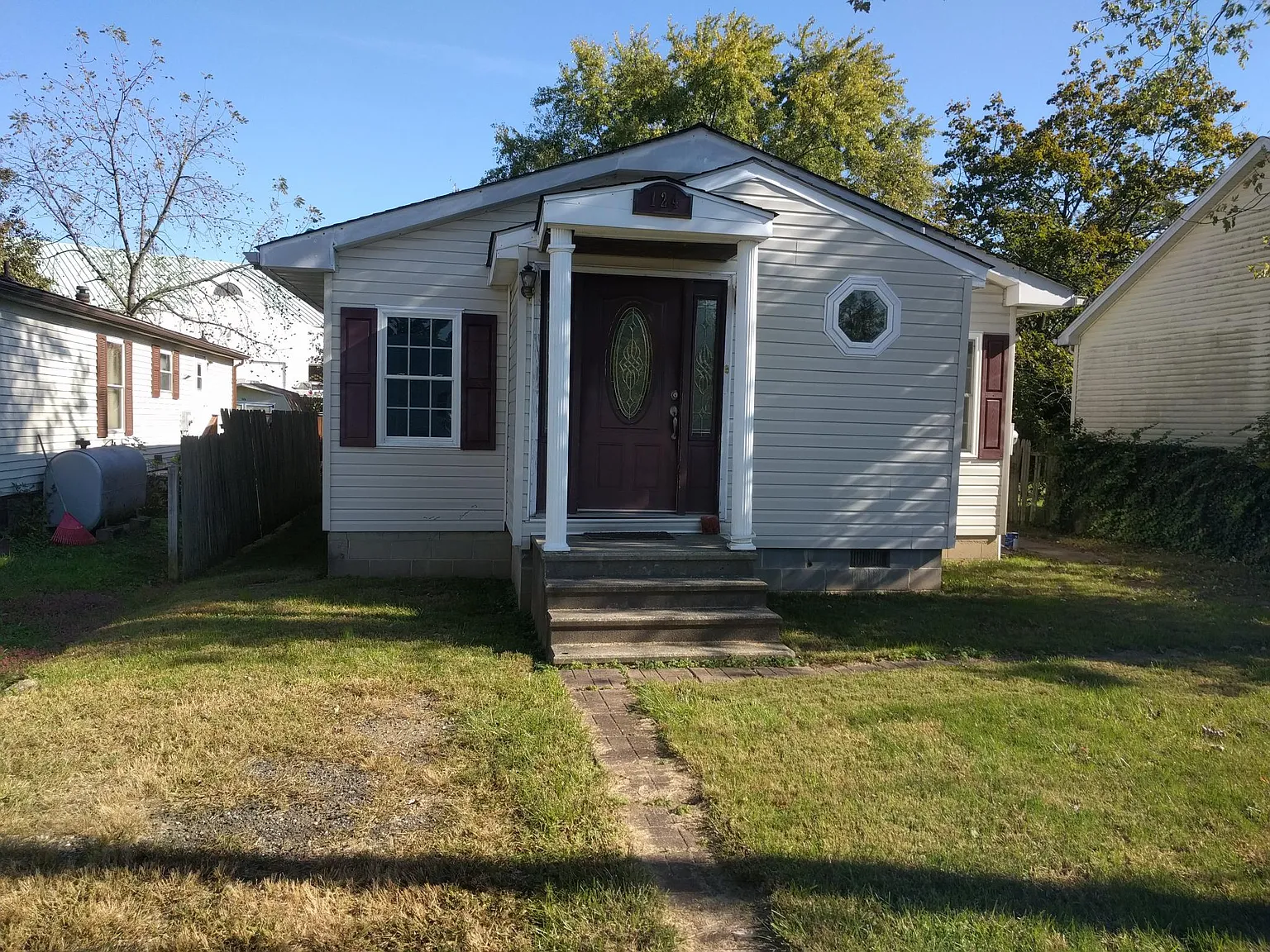 124 Prospect St photo 1