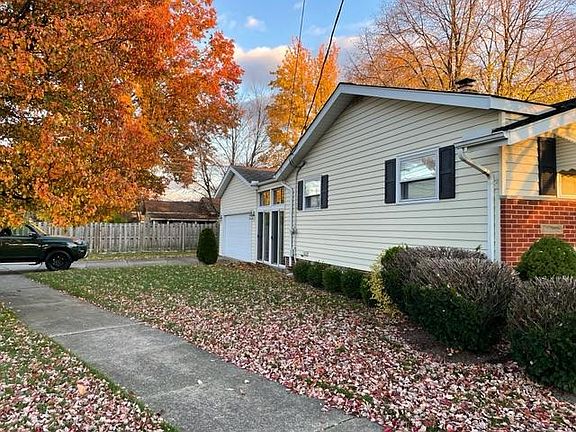 4th image of 3765 W 214th St