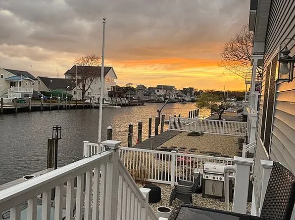 3449 Maritime Dr, Toms River, NJ 08753