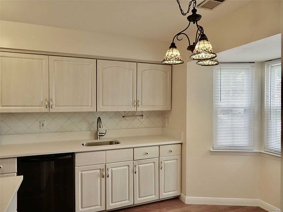 4th image of 36 Santa Barbara Dr Unit 36