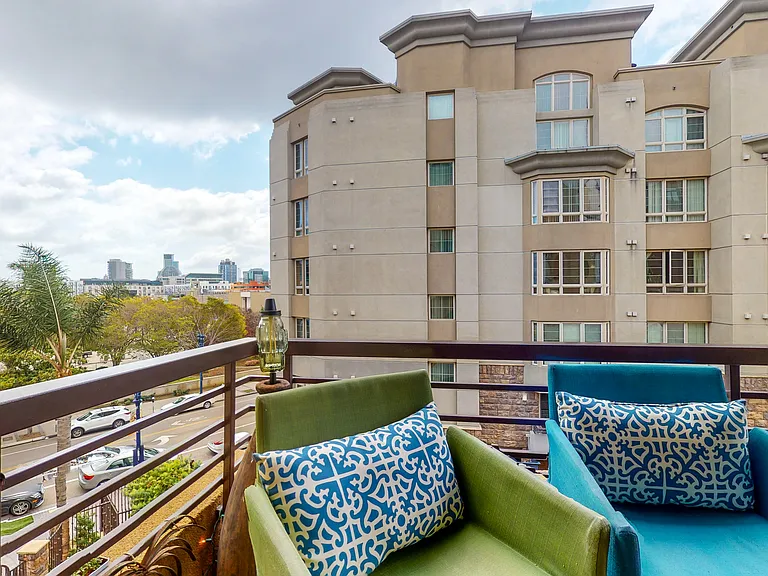 1480 Broadway #2401 — Photo 6