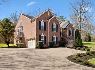 1305 Burton Valley Rd, Nashville, TN 37215