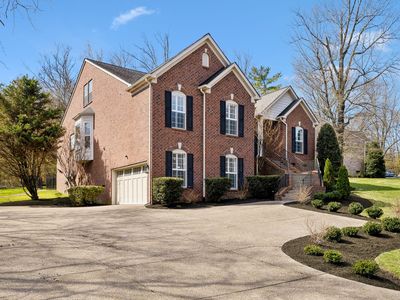 1305 Burton Valley Rd, Nashville, TN, 37215