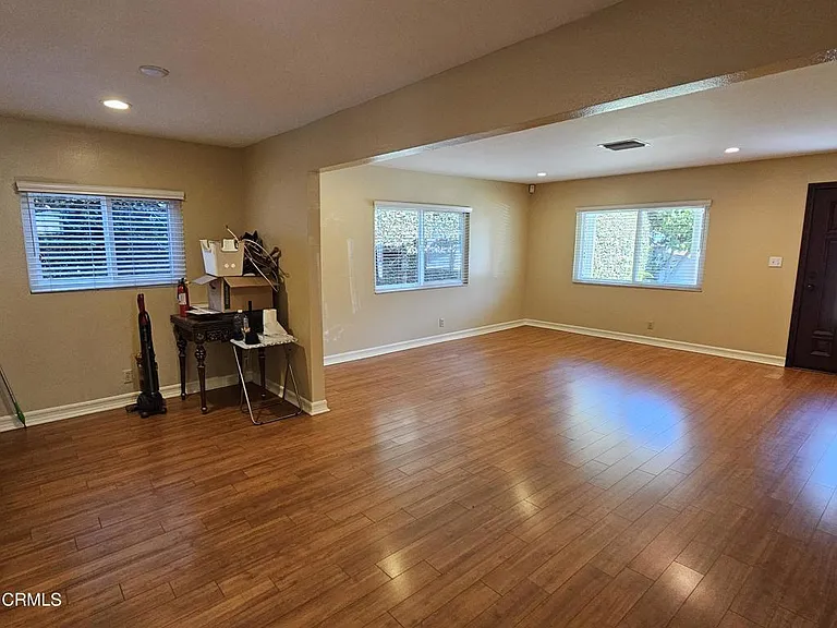 2960 Piedmont Ave — Photo 3