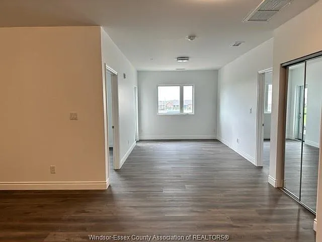 1900 6th Concession Rd #205 — Photo 5