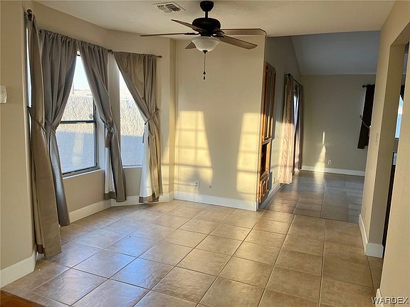 4th image of 2952 Country Club Drive